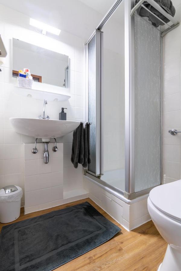 Kuschelige Ferienwohnung mit WLAN&Privatparkplatz Kaiserslautern Exterior foto