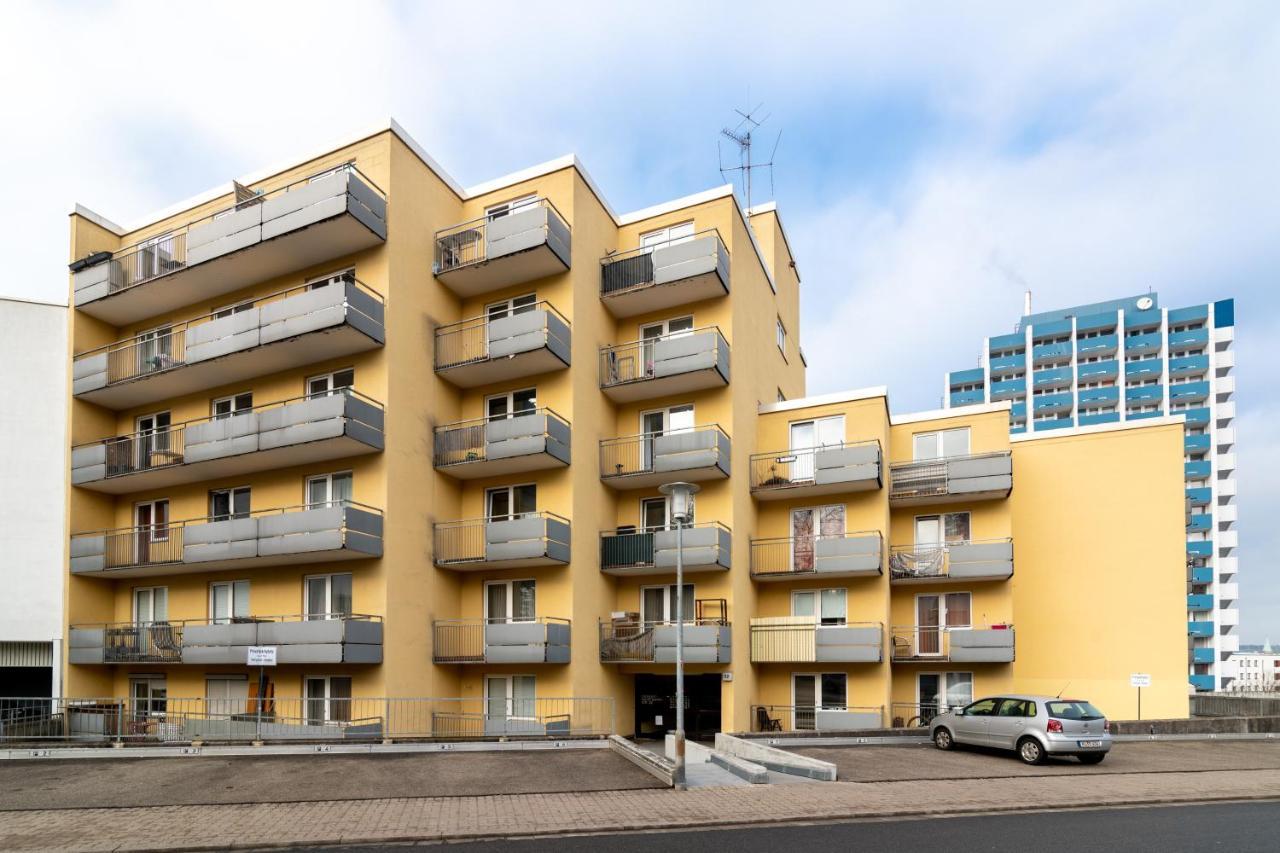 Kuschelige Ferienwohnung mit WLAN&Privatparkplatz Kaiserslautern Exterior foto