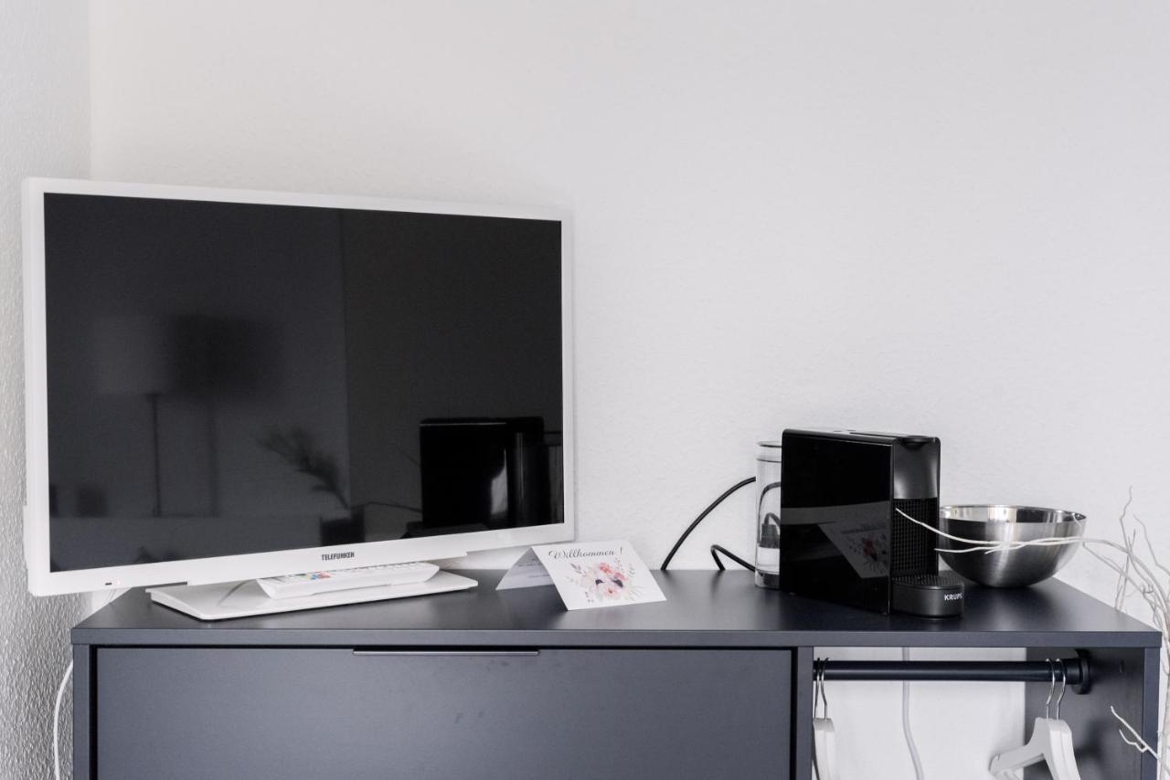 Kuschelige Ferienwohnung mit WLAN&Privatparkplatz Kaiserslautern Exterior foto